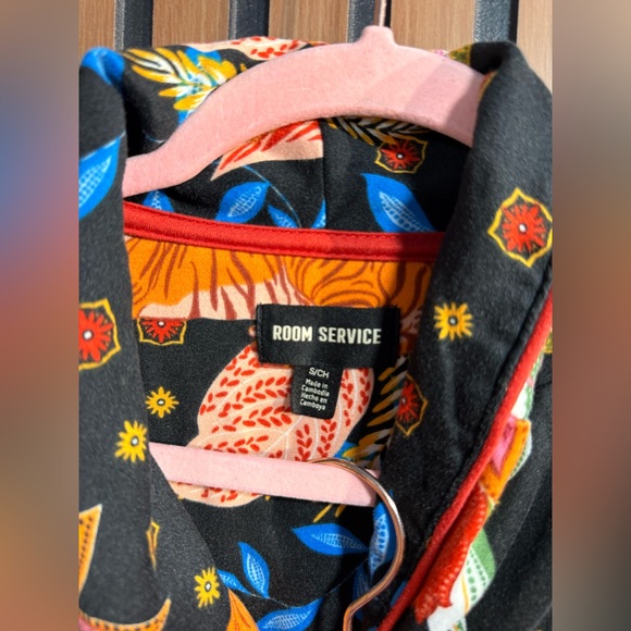 Room Service Floral Print Women's‎ Pajama Set Sz S - Picture 6 of 15